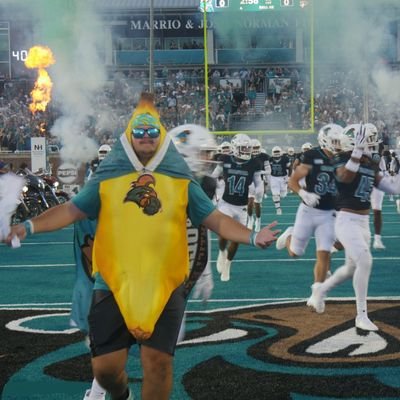 THE Banana Man at Coastal Carolina University! Go Chants👌🐓🔥🔥🔥