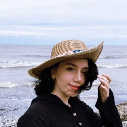 Zedka082's profile picture. Riding through life, chasing stories.