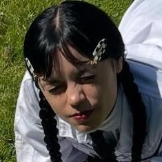 caca. Profile