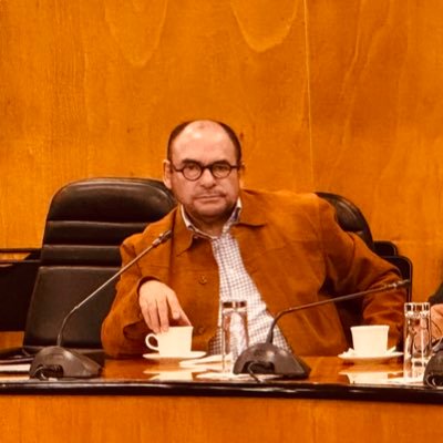 Jurista maldito ,neo-republicano,ateo, irreverente,libre,libertario y libertino.Filosofía sin Escrúpulos y Cartilla Amoral, Jurista