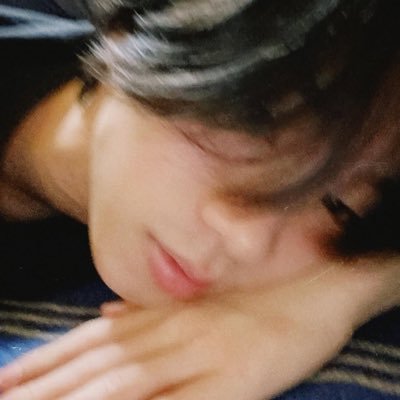 yQe8nviuvtEhss6's profile picture. 