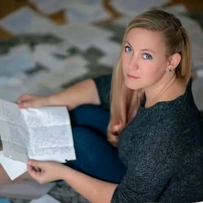 YarrosRebecca's profile picture. ✍️ American Author & Ghostwriter, 6+ yrs exp, Based in Scotland
I write, polish & perfect stories that connect.
DMs open | #Ghostwriter #WritingCommunity#author
