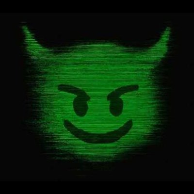 gl1tchpvnk's profile picture. 