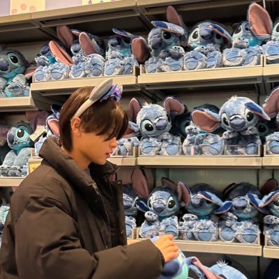 zehua736's profile picture. 