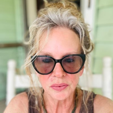 csraygor's profile picture. 