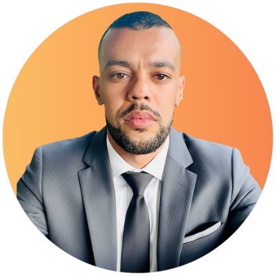 مصمم خبير ومطور هوية العلامة
نتعاون مع شركائنا ونساعدهم على تحقيق أهدافهم ونمثلهم أحسن تمثيل
لمعلومات أكثر تواصل معنا
