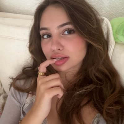 twitch partner & fulltime gamer ┐(°‿°)┌ https://t.co/Hm7zwzGZ1h
