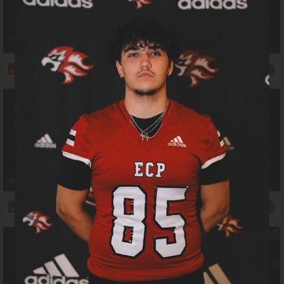 🚨ECP | Football (TE) 📲: 774-991-3505 |6’2| |226|📩:joeynols40@gmail.com • Head Coach: @Abaskerville_7 • NCAA ID: 2508697616