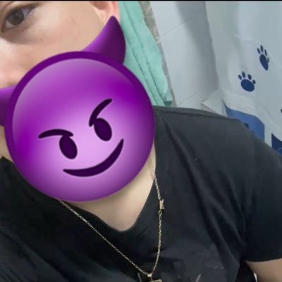 Fernand38963291's profile picture. 18🔞 chile 🇨🇱 venta de contenido 🙂‍↔️ curioso 👀