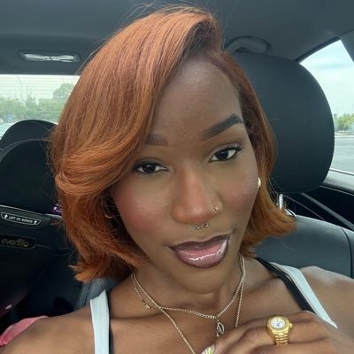 _asiamf's profile picture. seventh letter in the alphabet.