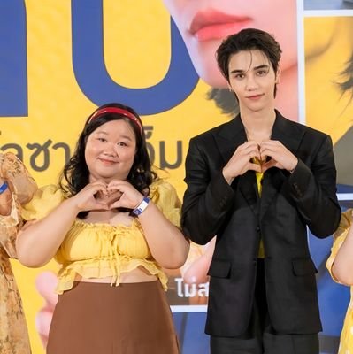 Yum_tomato11's profile picture. 𝘐 𝘢𝘮 𝘣𝘶𝘵 𝘢 𝘥𝘶𝘴𝘵 𝘰𝘯 𝘵𝘩𝘦 𝘳𝘪𝘯𝘨, 𝘸𝘩𝘰 𝘸𝘪𝘭𝘭 𝘴𝘶𝘱𝘱𝘰𝘳𝘵 @𝘑𝘦𝘧𝘧𝘚𝘢𝘵𝘶𝘳 𝘧𝘳𝘰𝘮 𝘴𝘰𝘮𝘦𝘸𝘩𝘦𝘳𝘦. 🪐🫶🏻💜