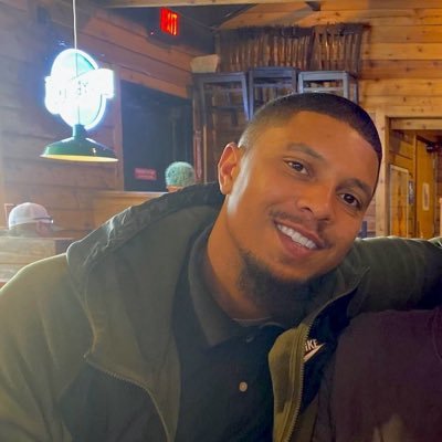 DSmitty1211's profile picture. 