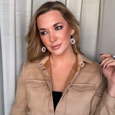 charlotesusan's profile picture. Entrepreneur Business Coach HelpingOnlineTraders  Payouts Guaranteed 100% Dm to Get Started 📈