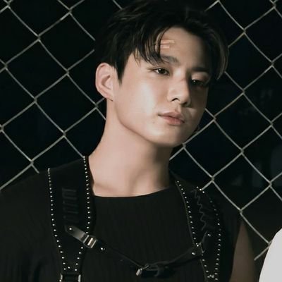 kthvspring's profile picture. ㅤ               eu e meu jk casal de peitudos