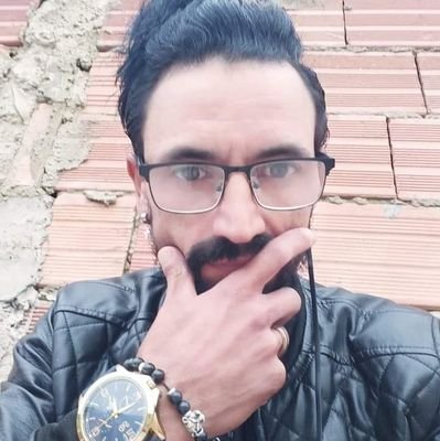 JuanKruz20's profile picture. ● UBA sede puan
● Criptoinversionista 
●  En contra de los fundamentalistas de billeteras virtuales
● Socio adherente del CABJ
● Politólogo
● Emprendedor PyME