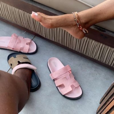 Eniobanke💕. Internal monologue 😵💫 Sister account @Ogas_wear