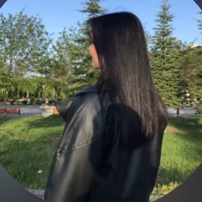 aysuefk's profile picture. 