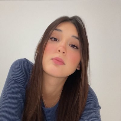 isabelladiaazz's profile picture. ✨🧚🏼‍♀️🎧🩷🍓🍪🫧💋