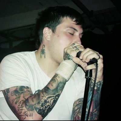 frnksgthmmy's profile picture. fan acc for MCR and goth daddy frank ofc