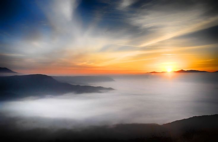 If you have so earth-creeping a mind that it cannot lift itself up to look to the sky of poetry... thus much curse I mus.