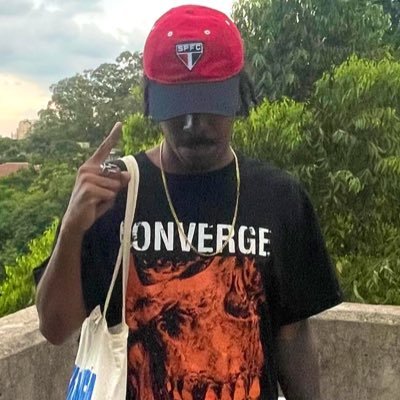 Iniciante do mundo Dev 🌎💻 IG: https://t.co/HjaEVy6Oiw - PSN: Disastterpiece