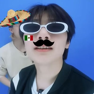 Jeongin and Lee Know my beloveds💗| Hago au's (si los acabo, juro) |🦊🥟| 🐶🐯