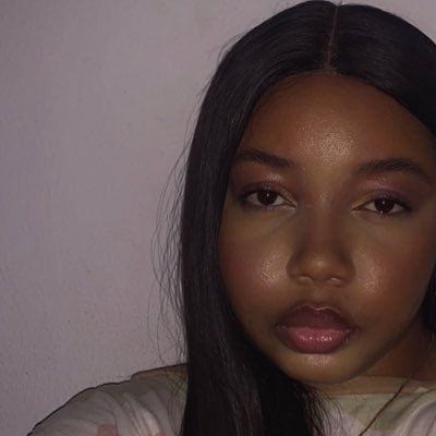 Steph_Alex0's profile picture. Mystery🙂‍↔️