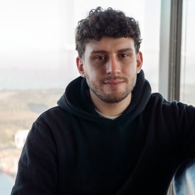 emagagger's profile picture. Working in @9zTeam 😈
Marketing - Comercial - Project manager