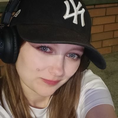 Mika02788694's profile picture. 