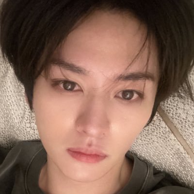 vizlinos's profile picture. 19