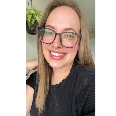 SamZombik08's profile picture. Mama • Nurse • 🌞🌿