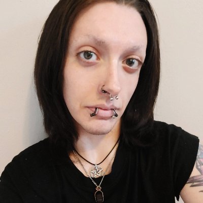 18+ FTM • queer • smut seller • camwh0re • fucktoy bf • painslut • hard kinks + • book me/FMTY✨️