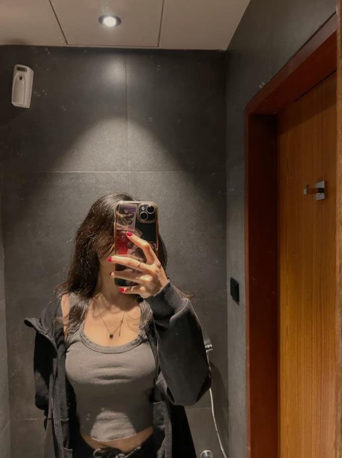 This is just a spam page... Kindly support my primary account @Gigifreeze