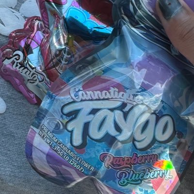 bre3sh's profile picture. need my dick ate