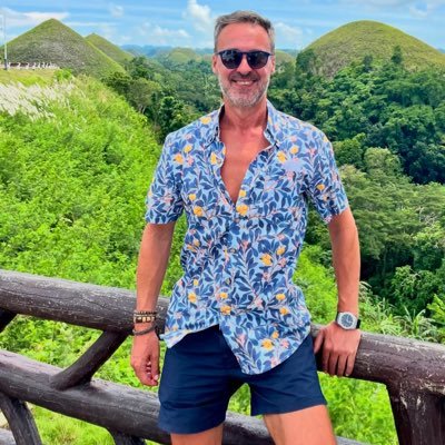 🖊️ Lawyer ✈️ Travel 🎨 Art 🔛Lifestyle 🇺🇸 Tennessee 🏳️🌈 Chasing “The Original High”🏳️🌈 Caring From Inside.❤️