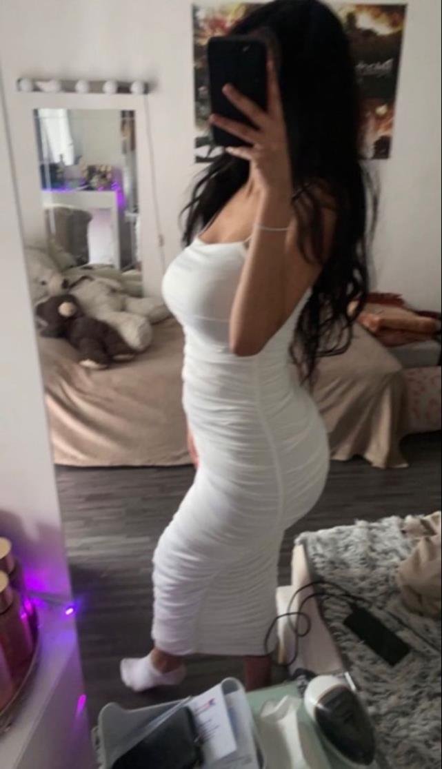 Belila_Rogersb's profile picture. This is only a side page... Kindly follow my primary account @gia_noire