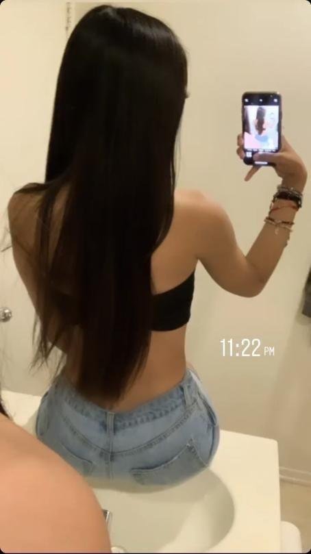 Rocora_Barino's profile picture. This is just a side page... Please check out my real account @GabyyChanel