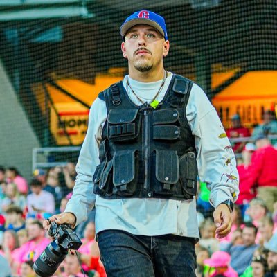 alfromthevalley's profile picture. AZ-based creative. Cameras, color grading, and storytelling. Baseball. | #ValleyGrit