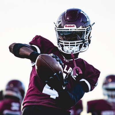 WR|5’9|145|class o/2028🐶🏈-track👣 bashybcx416@gmail.com -https://t.co/BI58ndZSi0