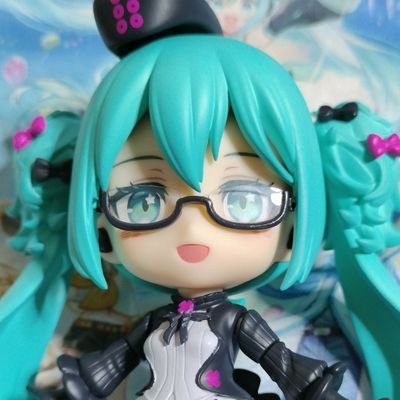 初音ミク・お酒好きで、日々エンジョイ中❤️
主にミクのイベントと、地元のイベントに出没します。
たまに地方にも?
雪ミクの推しはうららちゃん