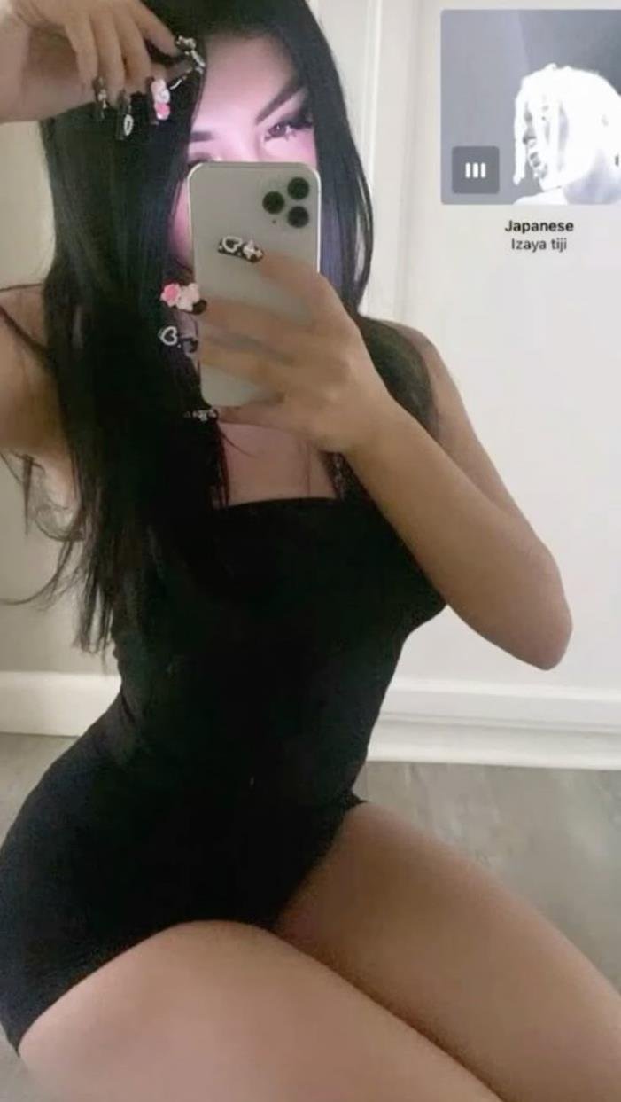 Serara_Charrua's profile picture. This is just a side page... Kindly check out my primary account @GiaAmberr