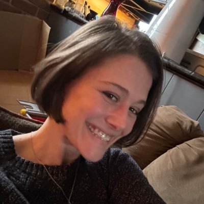 chantka16's profile picture. 