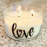 bblonskidesigns's profile picture. Photographer, cat lover, entrepreneur.