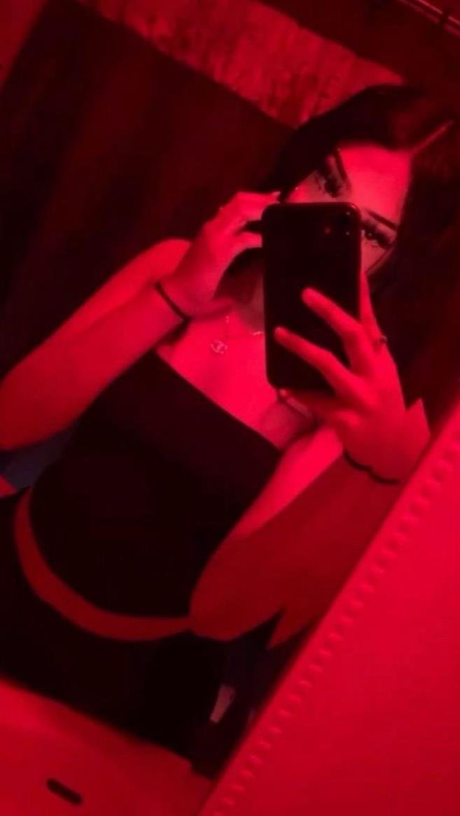 This is just a side page... Go ahead and follow my main page @GiaaSummer