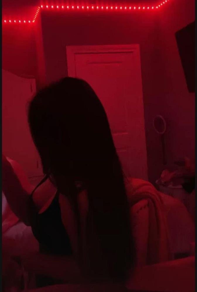 Vicara_Sanal's profile picture. This is only my spam page... Go ahead and check out my primary account @GiaRainy