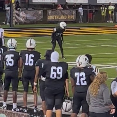 6’2 162 lb class of 2027 Pos CB @mcadoryfb #205-399-9358 no d1 🅾️ https://t.co/IbtK40CJL6