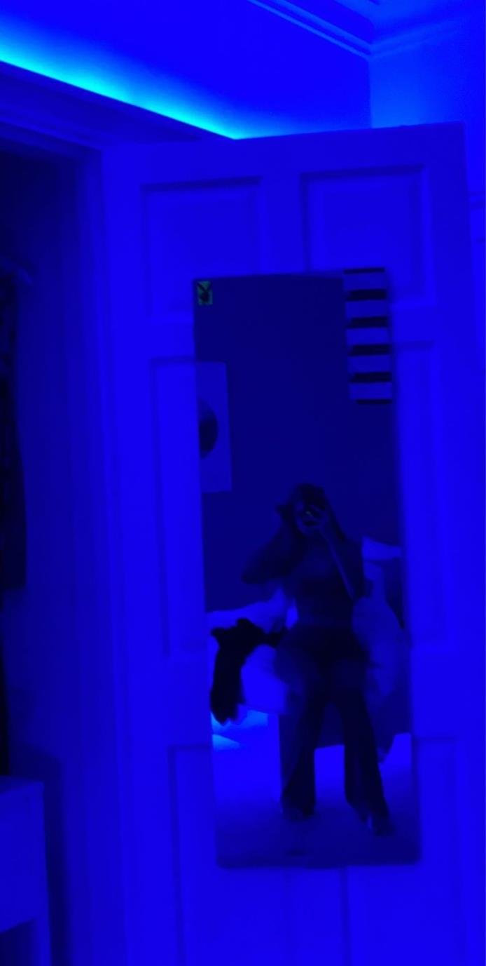 Rosana_Navero6's profile picture. This is only my spam page... Please support my real account @GianaaWinterr