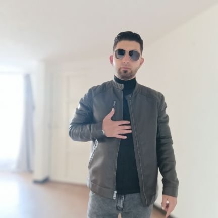 Dabeat94's profile picture. Auxiliar de enfermería , quiropodista (cirugía callista) estudio en podología integral. En este gran viaje al igual que tú saludos compañer@ ✌.