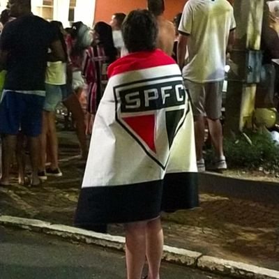 | SÃO PAULINA DE CORPO E ALMA 🇾🇪
| COMPOSITORA DE SUCESSOS DESCONHECIDOS 📝
| LUANETE DESDE 2009 ☄️❤️
| ENGENHEIRA AGRÔNOMA 🌱