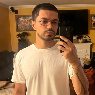 Vallejo CA 707 6’1 94 Virgo ♍️ IG Johnny_terpenes 🎮🥇⚽️⚡️🌳🌲🧛🏾♀️